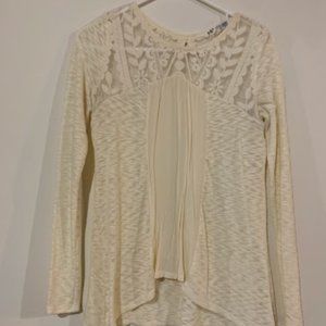 White lace long sleeve top